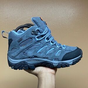 Merrell Moab 3 Mid Women’s Waterproof Hiking Boot “Grey Periwinkle” Size 7.5